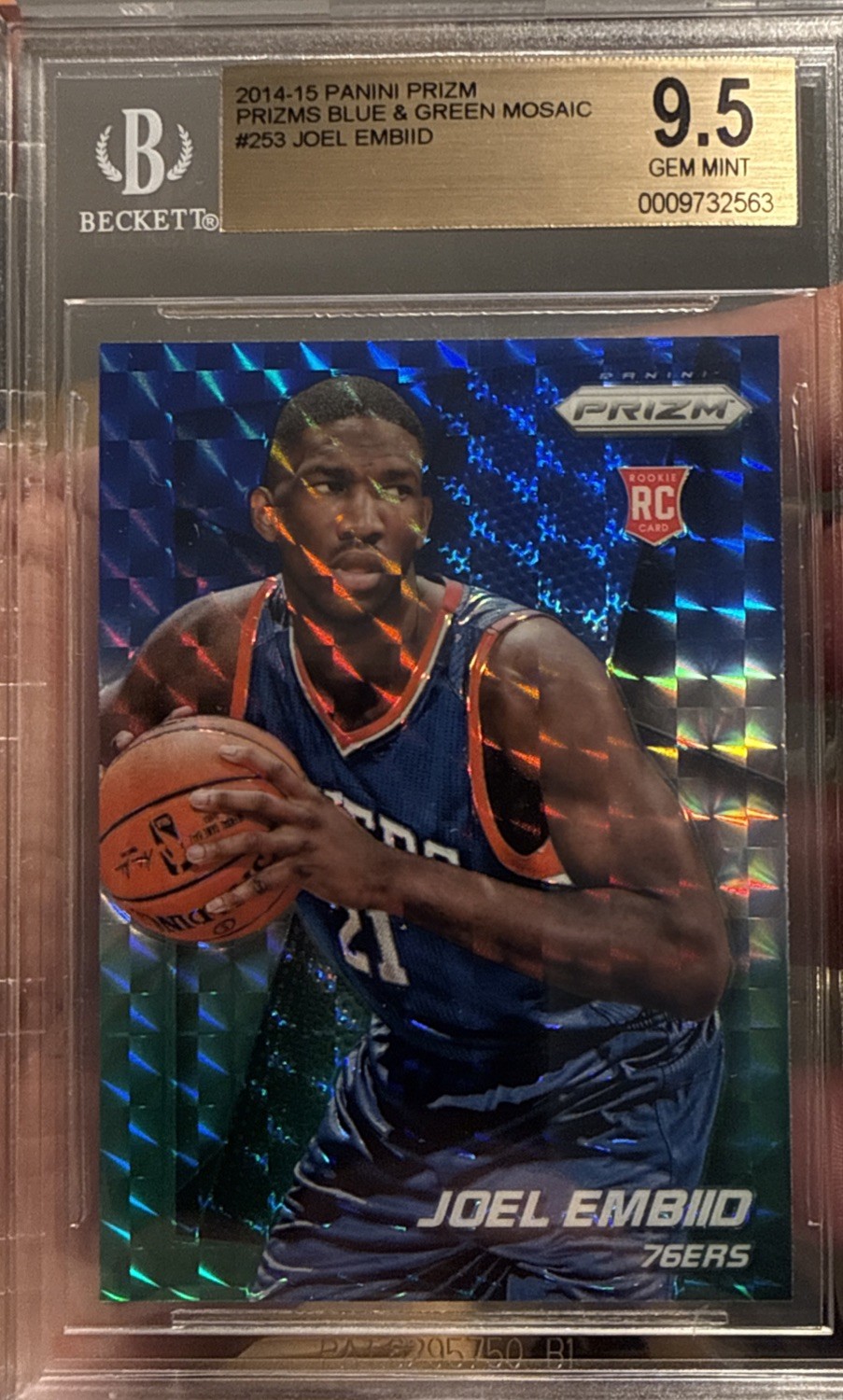2014 Panini Prizm Rookie Joel Embiid #253 Blue Green Mosaic Prizm Gem 9.5 BGS