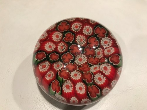 MILLEFIORI PAPERWEIGHT White Red Green Rods Colors Clear Glass Approx. 2"x3" - 第 2/4 張圖片