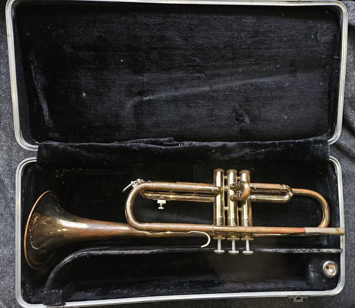 Vincent Bach Selmer Bundy Trumpet w/ case&MP, USA, Good