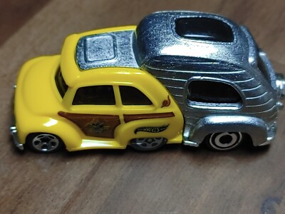 Hot Wheels Are We There Yet Yellow Camper Car 2019 Ice Cube 