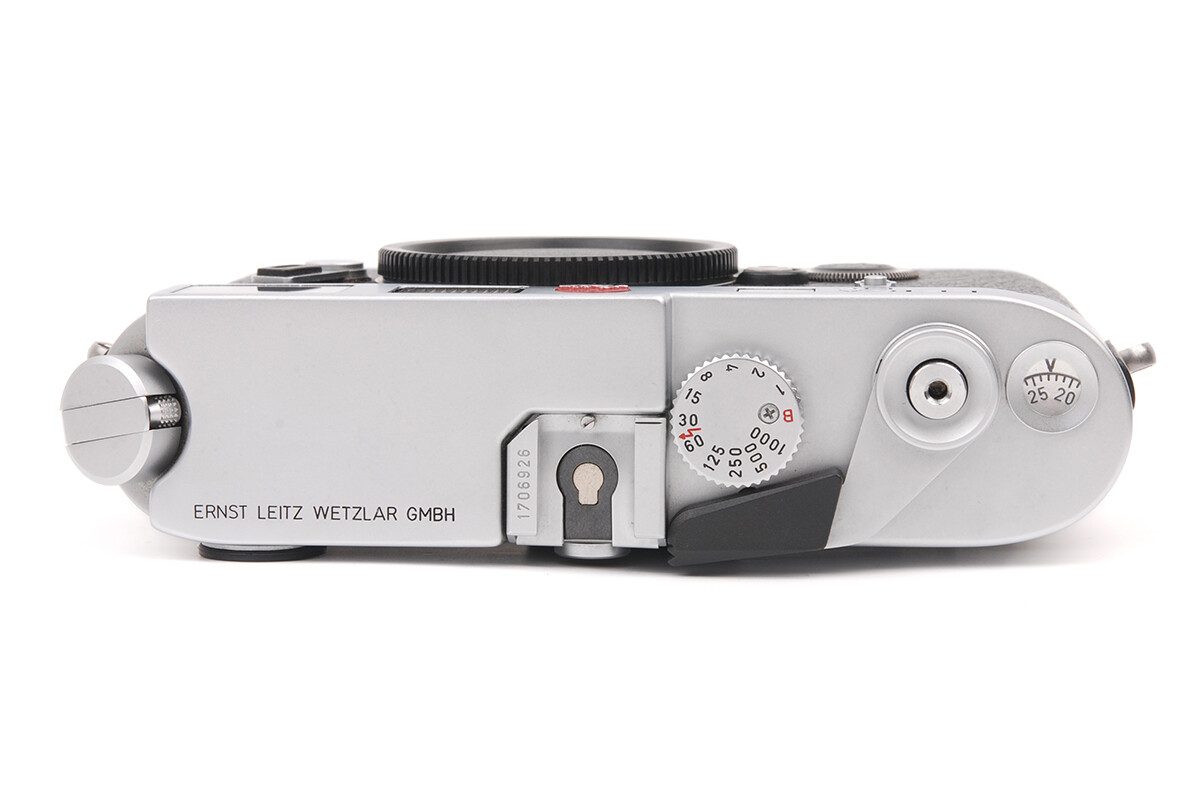 Mint Leica M6 Silver Chrome Serial# 170xxxx Rangefinder Camera