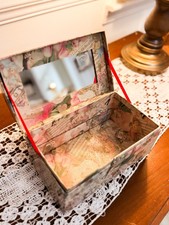 Vintage Victorian Paper Trinket Box 