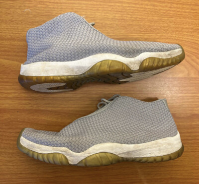 Nike Air Jordan Future Wolf Grey White Size 10 Sneakers  display picture 3
