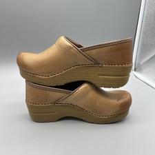 Dansko professional distressed Honey Leather Clogs Size 36 WIDE
