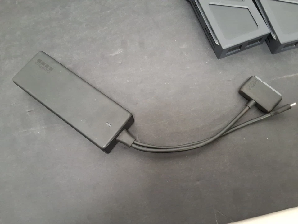 (2) GoPro Karma Drone Baterías Li-ion 14.8V 5100mAh 75.4 Wh AQBTY-001 y Cargador Foto 2 de 4