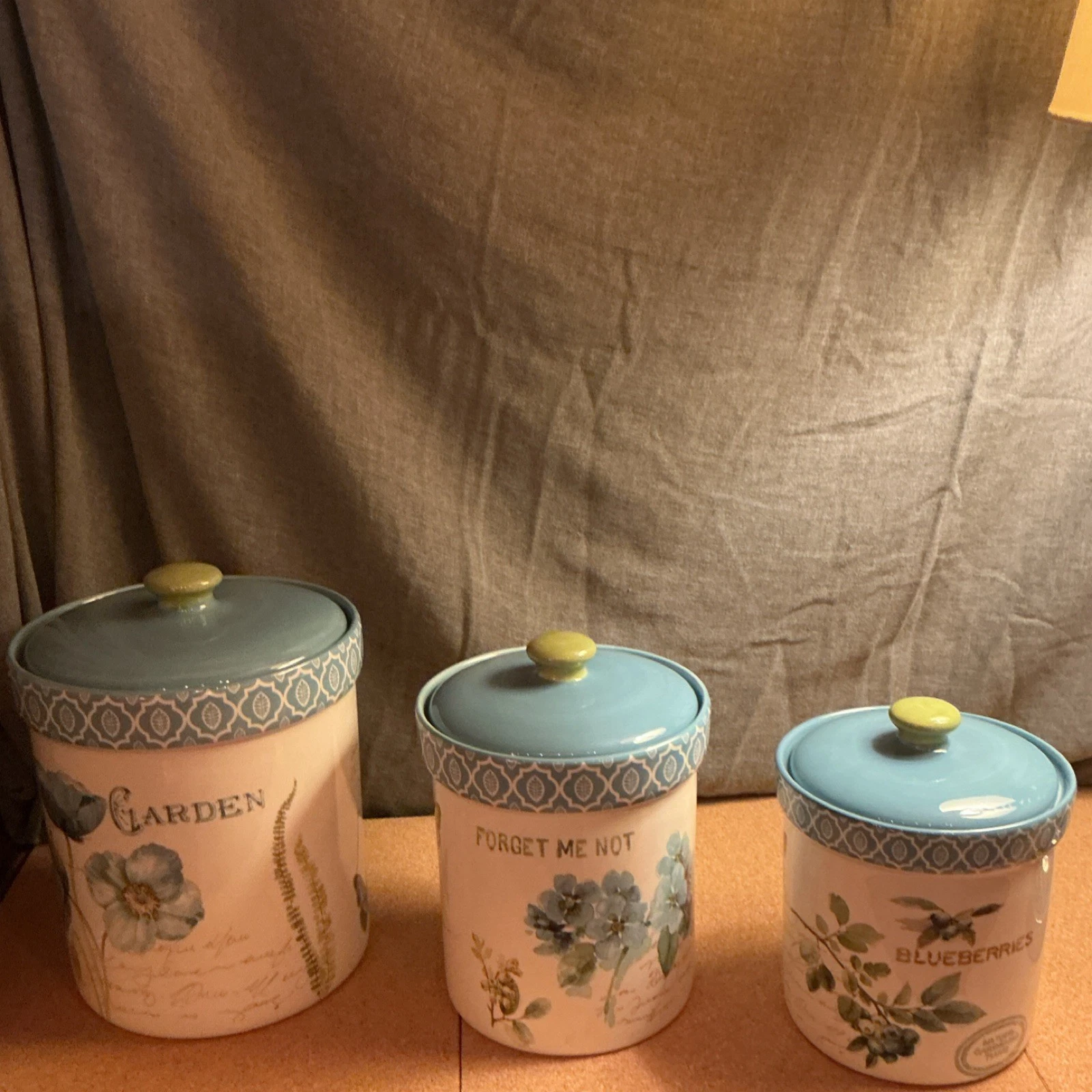 Certified International set of 3 kitchen canisters, floral, 8 in, 7in, 6in NWT