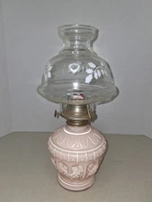Vintage Kaadan LTD oil lamp pink with chimney,  for parts/repair/decor