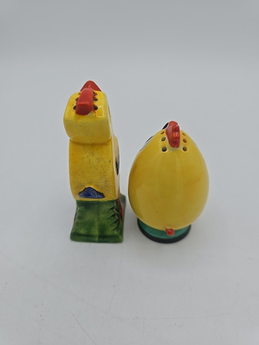 Vintage 50's Yellow Baby Chick Anthropomorphic Egg Salt & Pepper Shakers Easter - Picture 4 of 11