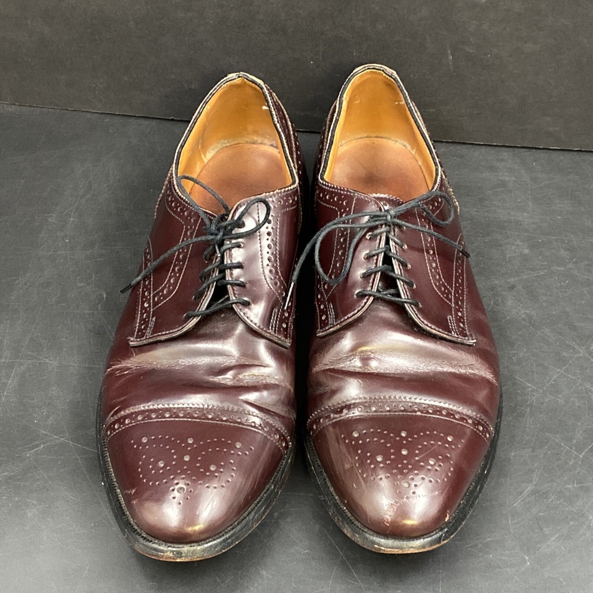 Mens Allen Edmonds Sanford Burgundy Leather Brogue Cap Toe 