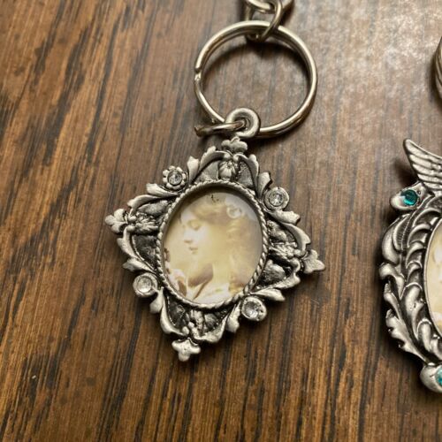 Lot Of 3 Pewter Keychains With Rhinestones Victorian Heart Diamond Oval - Picture 4 of 8