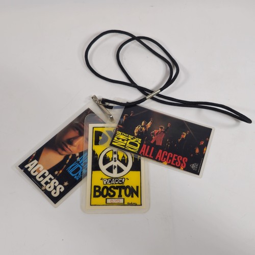 Vintage New Kids On The Block Laminated VIP Backstage After Show Pass Lanyard - Picture 2 of 5