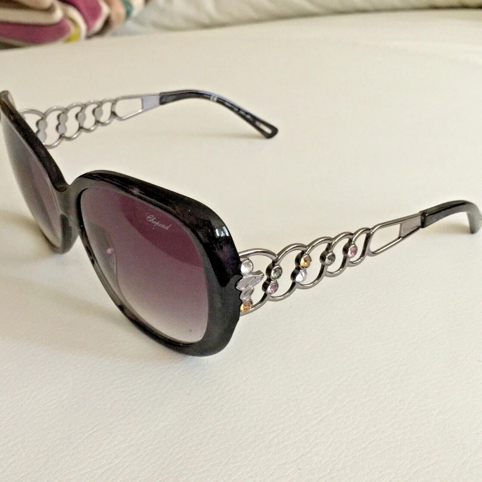 NUEVO SIN ETIQUETAS Gafas de sol Chopard para mujer SCH 074S gris/púrpura degradado cristales de Swarovski Foto 4 de 4