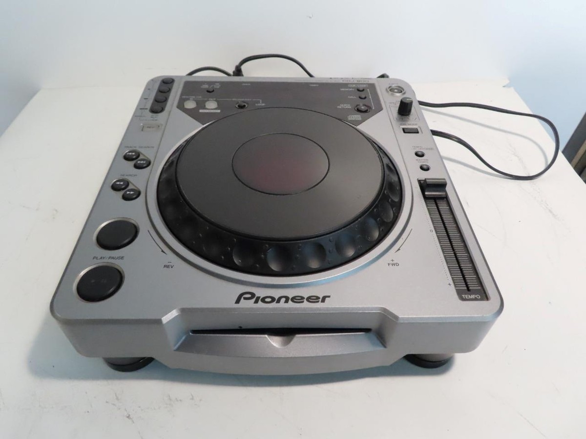 Pioneer コンパクトディスク CDJ-800 Pioneer CDJ-800 MK2 CD/Digital Media Player DJ Turntable