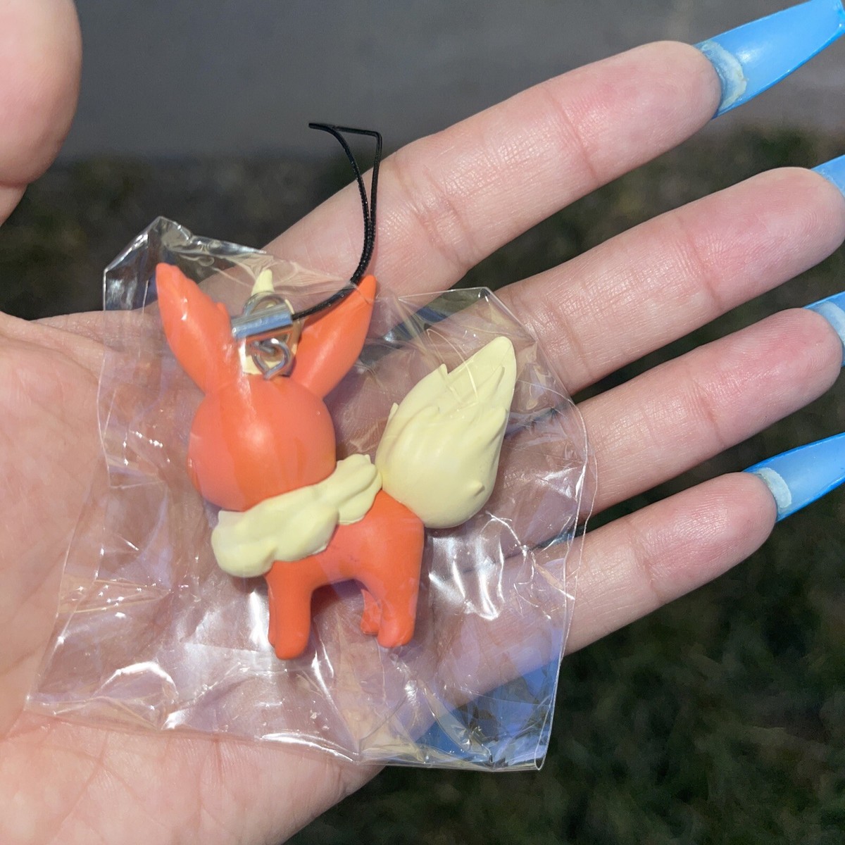【新品・タグ付き】 Pokemon LOVE ITS’DEMO ミラー　イーブイ 新品・タグ付き】 Pokemon LOVE ITS'DEMO ミラー イーブイ