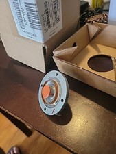 Jbl d8r2408 New Open Box