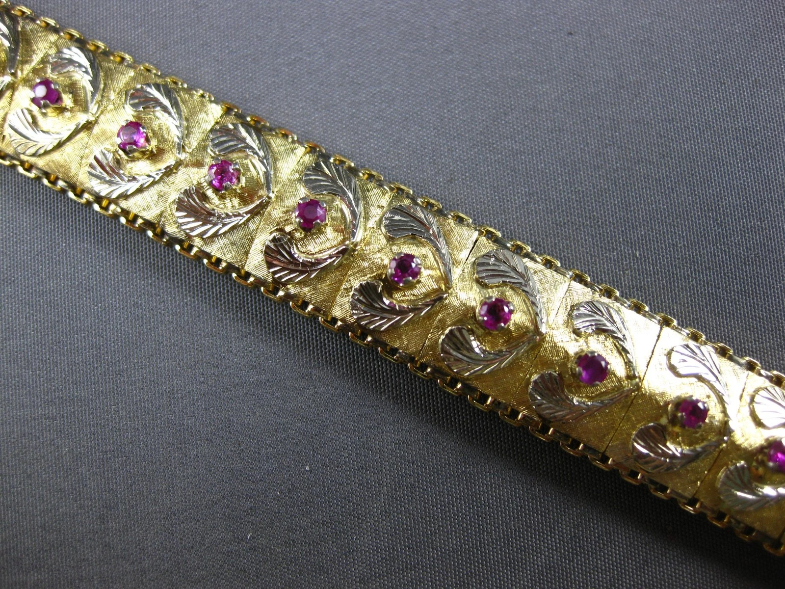 ANTIQUE LARGE .70CT AAA RUBY 14KT YELLOW GOLD HANDCRAFTED FILIGREE CUFF BRACELET
