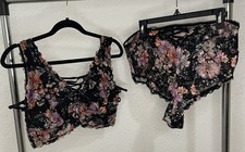 Torrid Women's Plus Size 2 Curve Hibiscus Floral Lattice Detail Bralette Set NWT