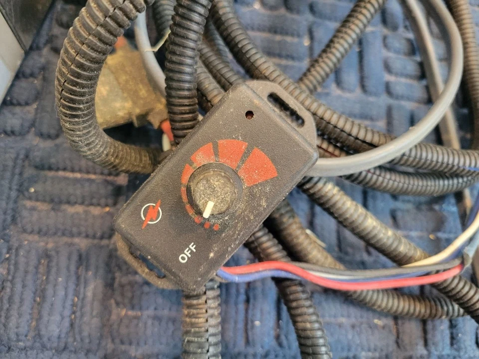 Calentador de aire diésel Webasto Air Top 2000st usado Foto 2 de 4