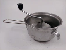 Vintage Foley Food Mill No 101 Stainless Steel 2 Qt Ricer Strainer Applesauce