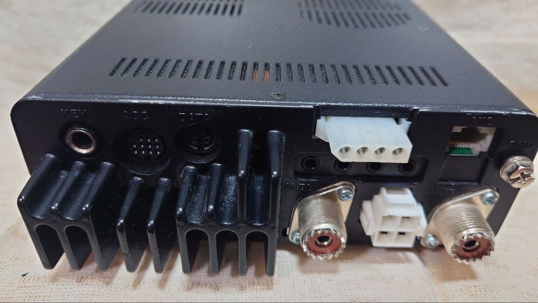 Icom IC7000 HF/VHF/UHF All Mode Transceiver for sale online | eBay