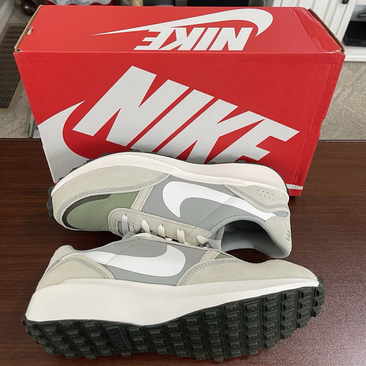 【NIKE】NIKE WAFFLE NAV - JADE HORIZON/SAIL-OIL Nike Waffle Nav Sneakers Men's Size 10 Jade Horizon/Sail-Oil