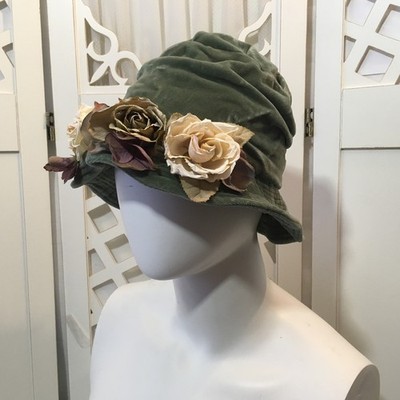 Grevi Firenze Womens Green Velvet Bucket Hat Goblin Fairy Cottagecore Whimsical 