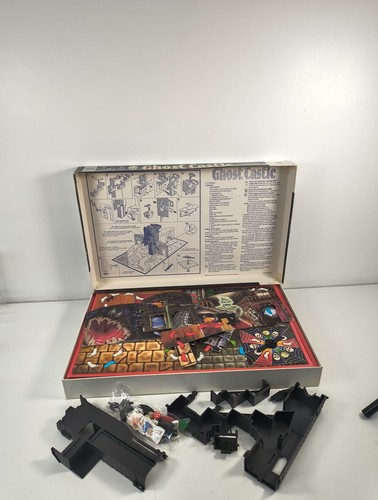 Ghost Castle Board Game Vintage 1985 MB Edition Complete