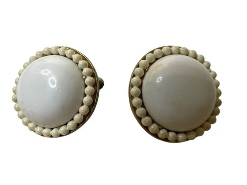 Vintage Signed Trifari Clip On Earrings Gold Brass White Enamel Textured Jewelry