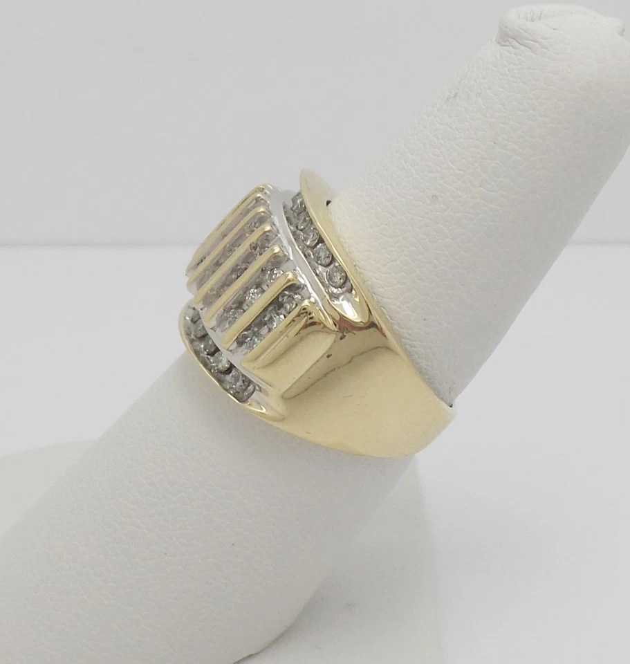 Anillo nupcial vintage de oro amarillo de 10 quilates con racimo de diamantes naturales de 3/4 quilates Foto 4 de 4