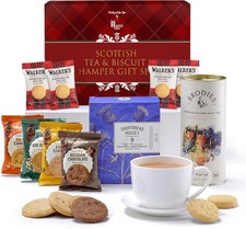 Elegant Tartan-Themed Scottish Hamper: Gourmet Tea & Artisan Shortbread Treats