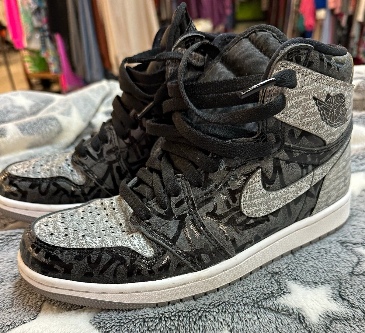 Preços baixos em Jordan 1 OG High Rebellionaire | eBay