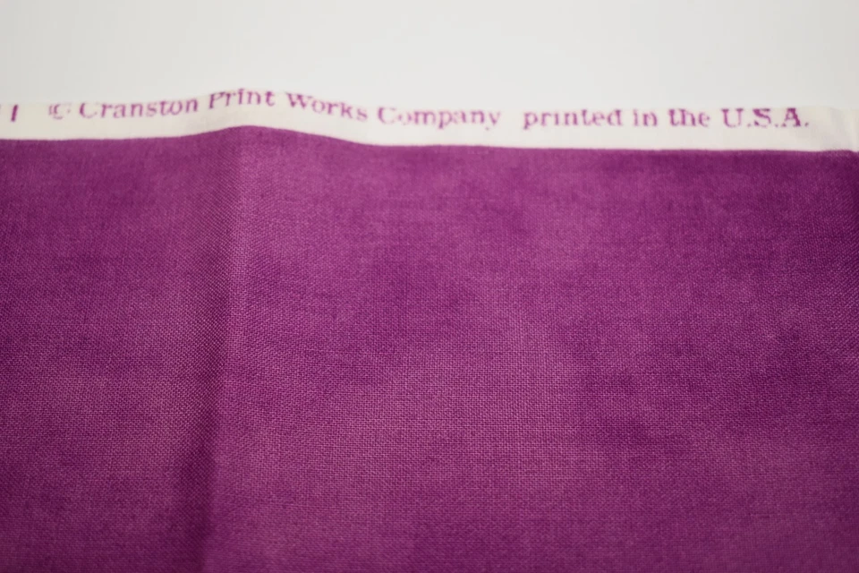 США ВИНТАЖНЫЙ CRANSTON ХЛОПЧАТОБУМАЖНОЙ ТКАНИ вино фиолетовый фон блендер тональ 1 ярд - Изображение 2 из 3
