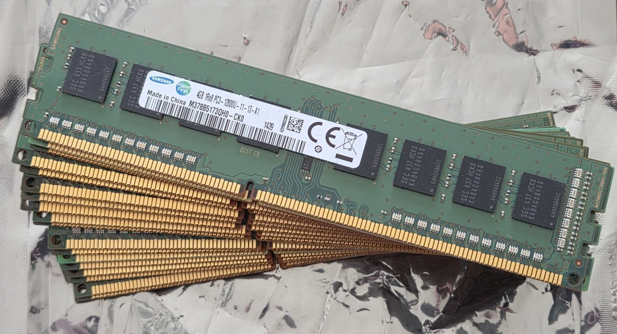 Pc3-12800U (Ddr3-1600) Bus Speed Computer RAM 4 GB Capacity per