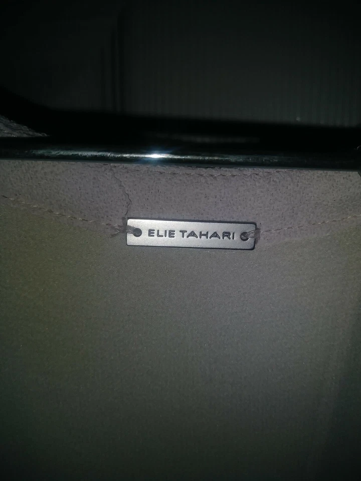 Top para mujer Elie Tahari rosa seda y poliéster 2 capas cuello en V sin mangas talla MED Foto 4 de 4