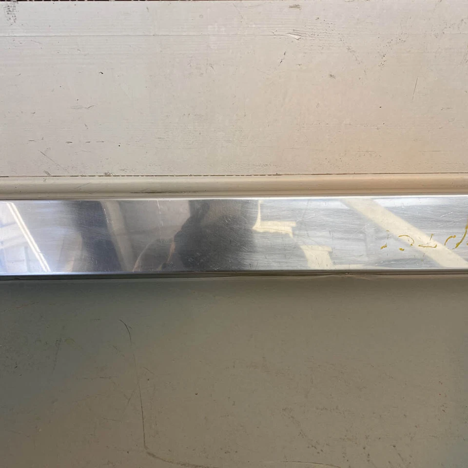 Оригинальная крышка подоконника качающейся панели Jensen Interceptor Mk I Mk II правая или левая сторона изготовитель оборудования - Изображение 3 из 4