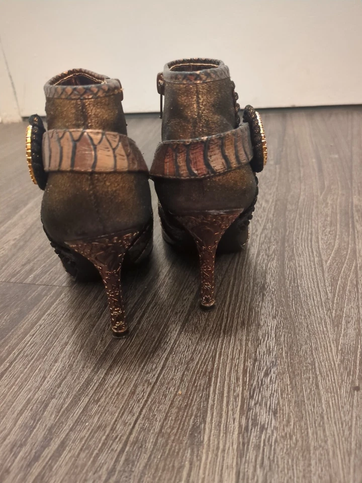 Botas Baby Phat Vintage Y2k Bronce Metálico Pitón Cuero Sintético Repujado Talla 6. Foto 3 de 4