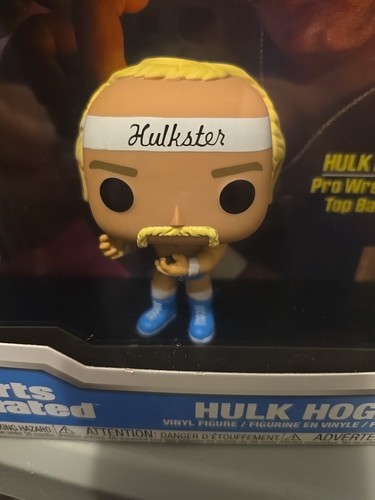 Sports Illustrated WWE Hulk Hogan Funko Pop! Cover Figure #01 - Picture 5 of 7