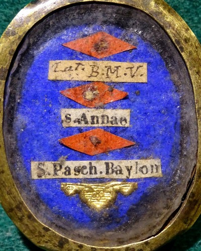 Antiq 19th RELIQUARY WITH 3 RELICS: VIRGIN MARY, ST ANNE, ST PASCHAL BAYLÓN - Picture 2 of 5