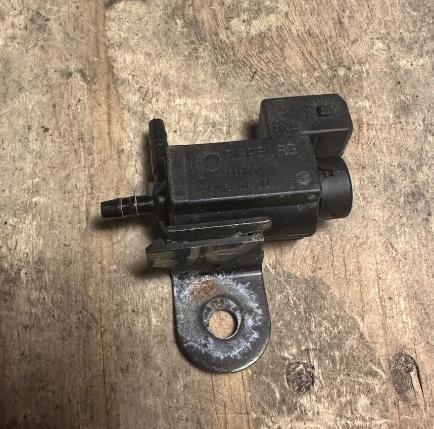Electroválvula de vacío eléctrica BMW X3 E83 2008-2017 motor de gasolina OEM 1742712 Foto 2 de 4