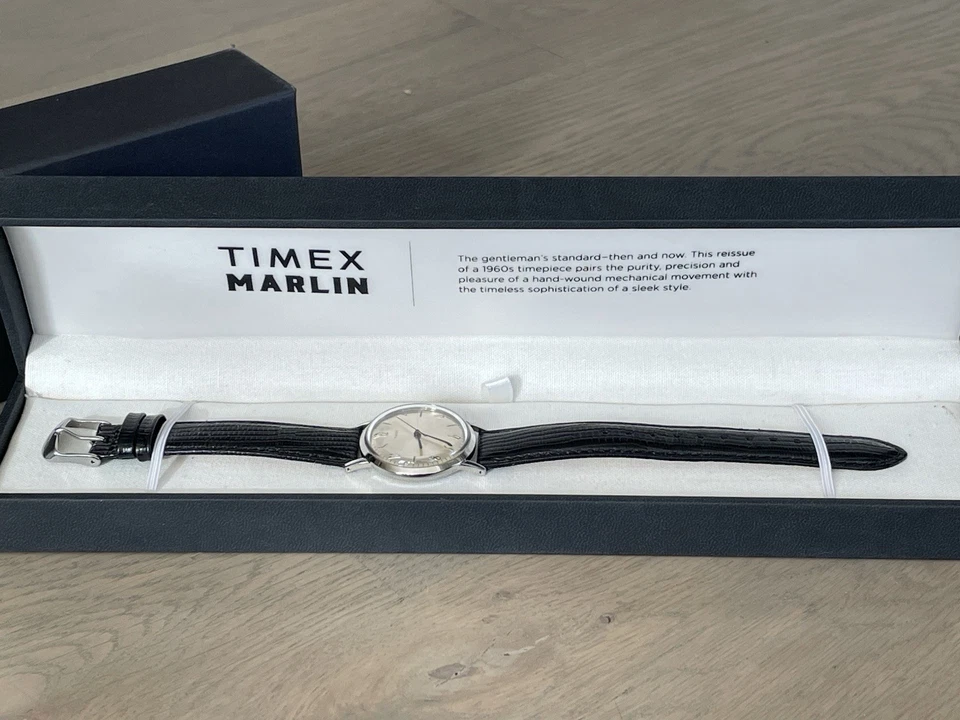 Reloj Timex Marlin Plateado Hombre - Reedición Años 60 TW2R47900ZV Foto 2 de 4