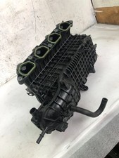 Volkswagen Touran III 2016 Benzin 110kW Ansaugbrücke Ansaugkrümmer 04e145749b