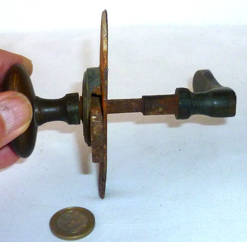 POIGNÉE DE PORTE COMPLÈTE XIXème AVEC SON LOQUET - Photo 2/4