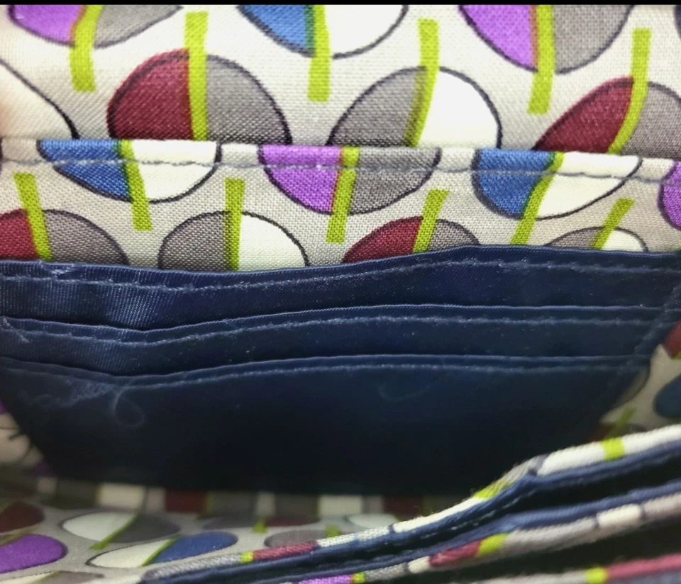 Vera Bradley Quilted Turn~Lock Clutch/wallet/Purse All In One - Image 3 of 4