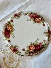 Royal Albert Bone China Old Country Roses TEA TILE TRIVET Round RARE 6 inches 