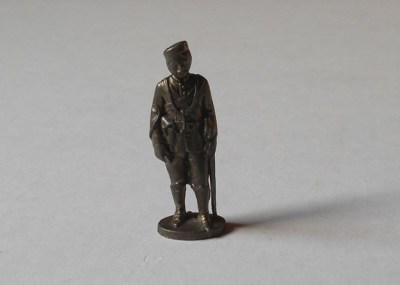 Ü-Ei Soldat Britisch-Indien um 1900 Metallfigur Messing 80er Jahre