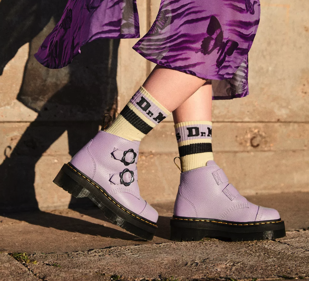 Dr Martens DEVON FLOWER PLATFORM Boots in Lilac Soft Rich Dr Martens DEVON FLOWER PLATFORM Boots in Lilac Soft Rich