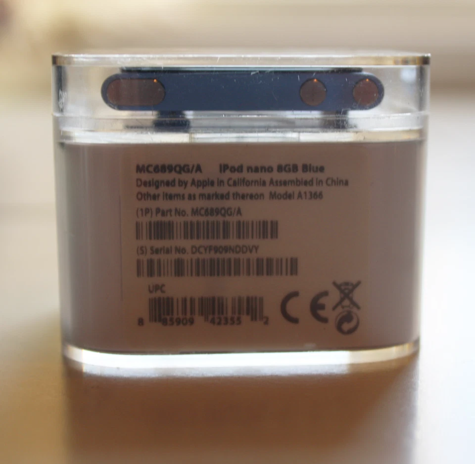 ORIGNAL iPod Nano 6th Generation Model A1366 Blue 8GB New. - Image 2 of 3