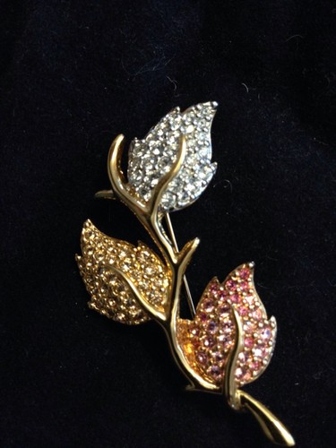 Swarovski Leaf Leaves Pin Signed - New - Picture 1 of 2
