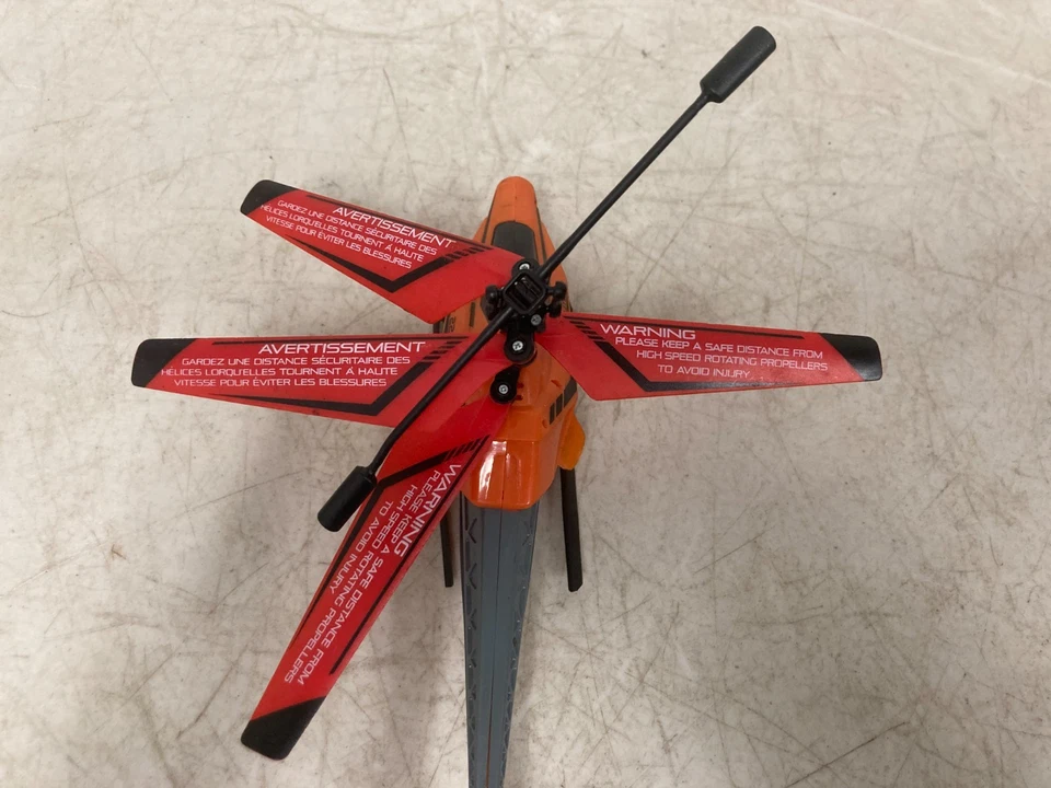 SkyRover KnightVision Remote Control Indoor Helicopter Red - Image 3 of 4