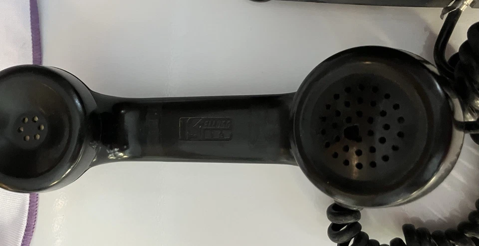 VINTAGE ITT KELLOGG ROTARY DIAL TELEPHONE - Image 4 of 4